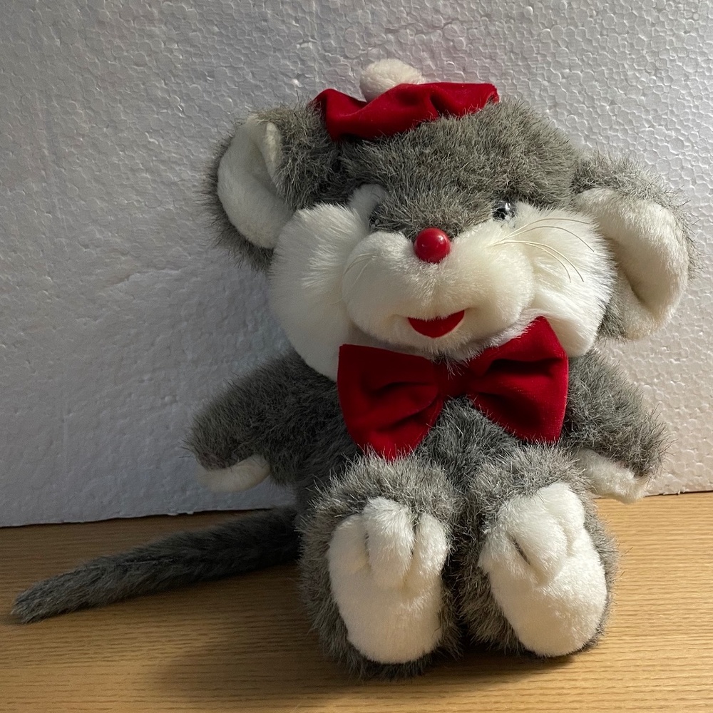 Vintage Commonwealth Mouse Plush Red Hat & Bow Tie Christmas Long Tail 12” 1992